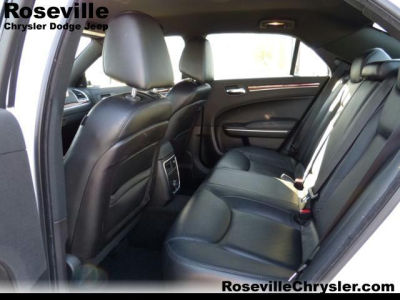 2012 Chrysler 300  Limited