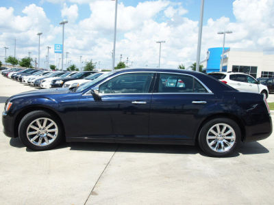 2012 Chrysler 300  Limited