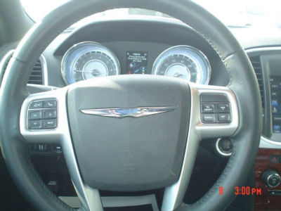 2012 Chrysler 300  Limited