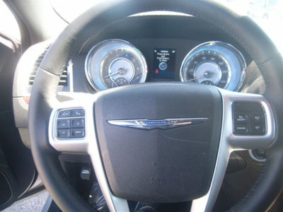 2012 Chrysler 300  Limited