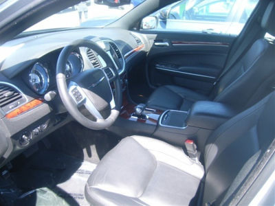 2012 Chrysler 300  Limited