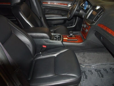 2012 Chrysler 300  Limited