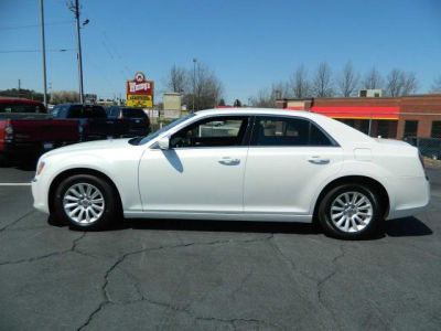 2013 Chrysler 300  Base