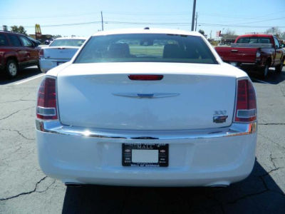 2013 Chrysler 300  Base
