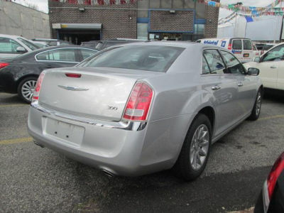2012 Chrysler 300  Limited