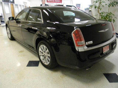 2012 Chrysler 300  Limited