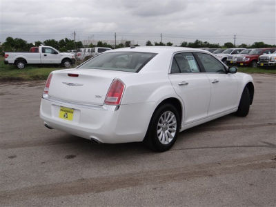 2011 Chrysler 300  Limited