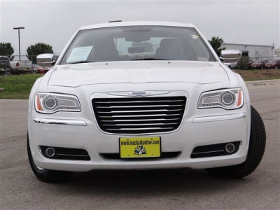 2011 Chrysler 300  Limited