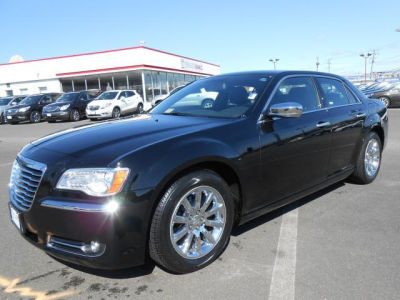 2012 Chrysler 300  Limited