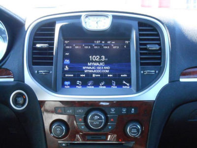 2012 Chrysler 300  Limited