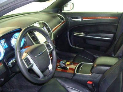 2012 Chrysler 300  Limited