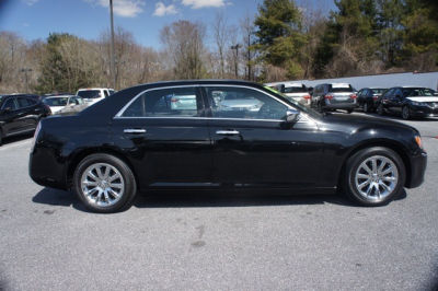 2012 Chrysler 300  Limited