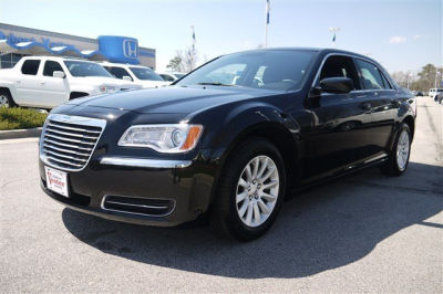 2013 Chrysler 300  Base