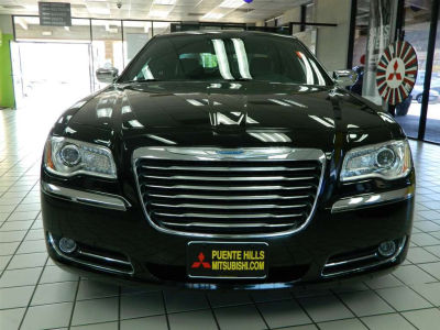 2012 Chrysler 300  Limited