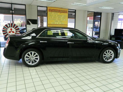 2012 Chrysler 300  Limited