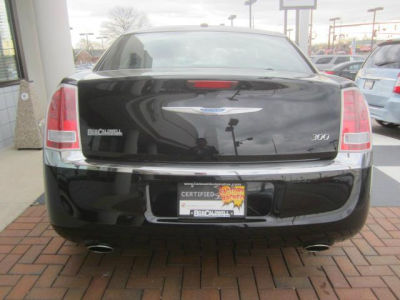 2012 Chrysler 300  Limited