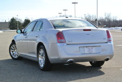 2012 Chrysler 300  Limited