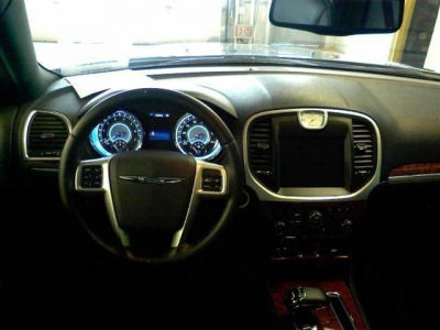 2012 Chrysler 300  Limited