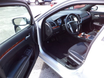 2012 Chrysler 300  Limited