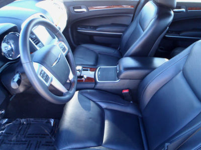 2012 Chrysler 300  Limited