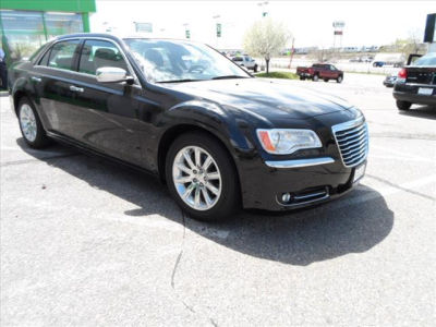 2012 Chrysler 300  Limited