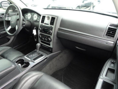 2008 Chrysler 300  C Hemi