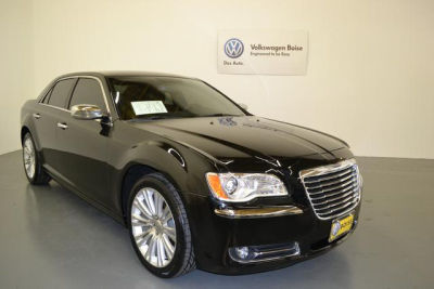 2011 Chrysler 300  Limited