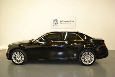 2011 Chrysler 300  Limited