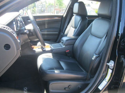 2012 Chrysler 300  Limited