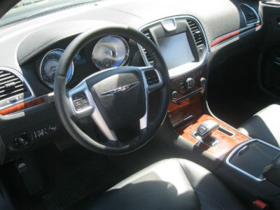 2012 Chrysler 300  Limited