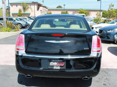 2012 Chrysler 300  Limited