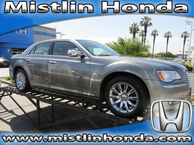 2012 Chrysler 300  Limited