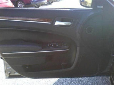 2012 Chrysler 300  Limited