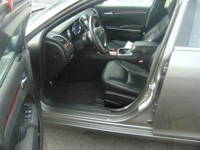 2012 Chrysler 300  Limited