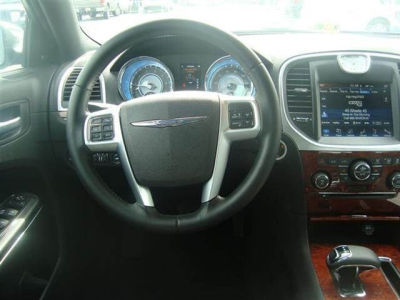 2012 Chrysler 300  Limited