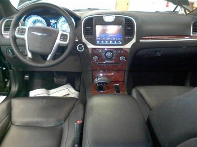 2012 Chrysler 300  Limited