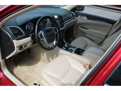 2012 Chrysler 300  Limited