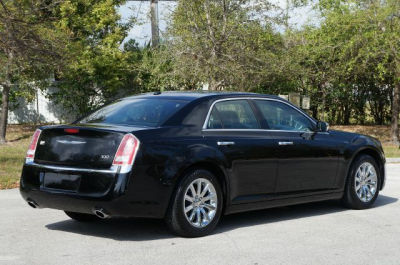 2012 Chrysler 300  Limited