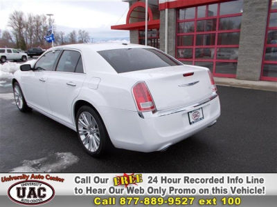 2011 Chrysler 300  Limited