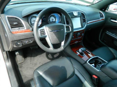 2012 Chrysler 300  Limited