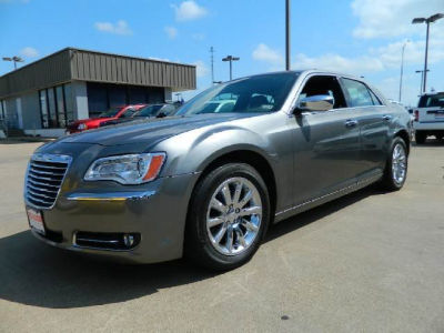 2012 Chrysler 300  Limited