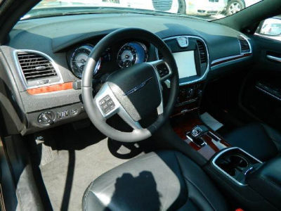 2012 Chrysler 300  Limited