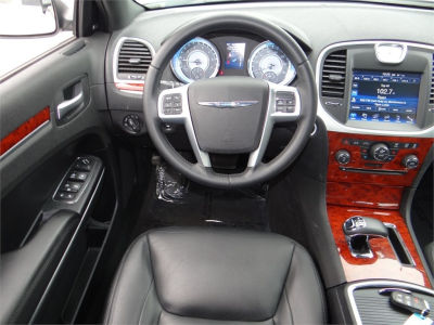 2012 Chrysler 300  Limited