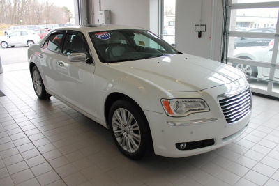 2012 Chrysler 300  Limited