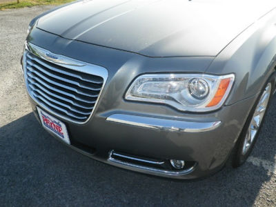 2012 Chrysler 300  Limited