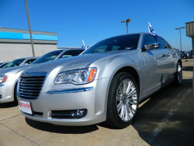 2011 Chrysler 300  Limited