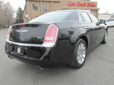 2012 Chrysler 300  Limited