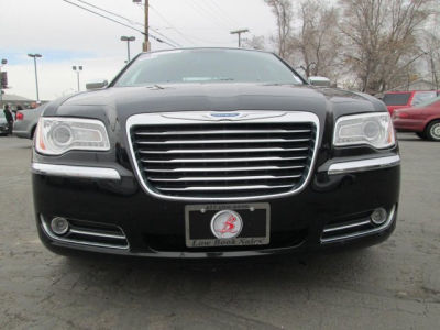 2012 Chrysler 300  Limited
