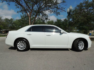 2013 Chrysler 300  Base