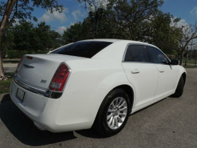 2013 Chrysler 300  Base